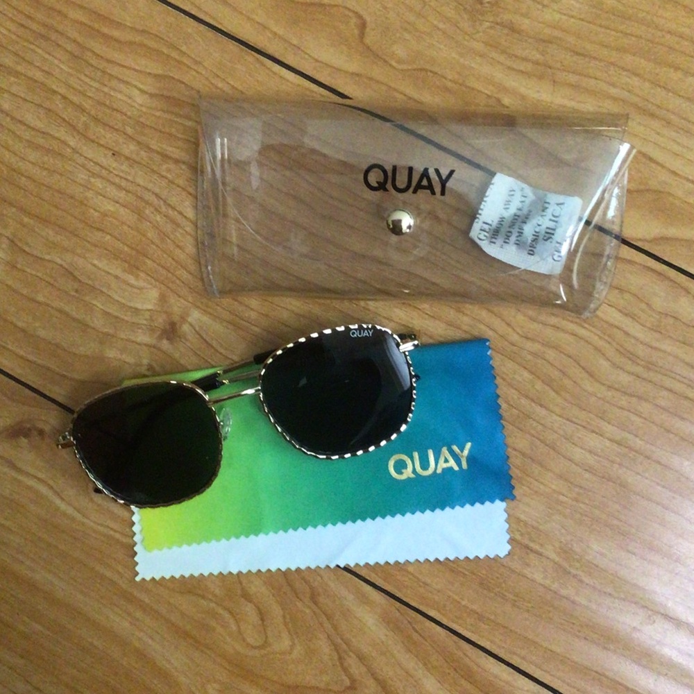 Quay Australia Gold Frame Black Lenses Sunglasses